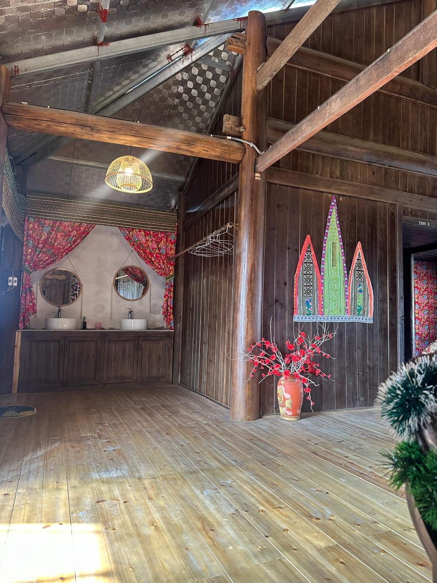Little Ta Van Homestay Sapa Exterior foto